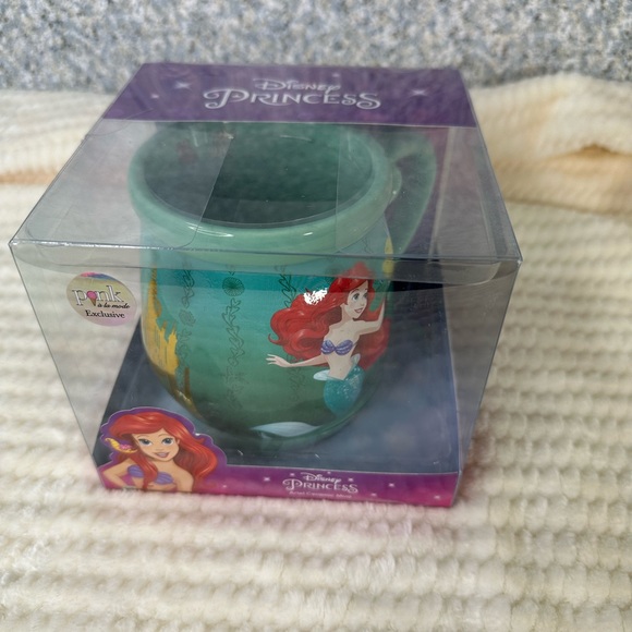 Disney Princess Ariel Ceramic Mug 2022 Rare Collectable 19oz - Picture 4 of 10